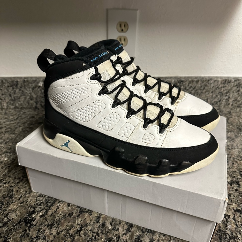 Jordan 9 “University Blue” 🥏